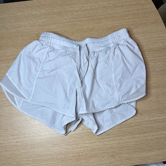 lululemon athletica Pants - LULULEMON Hotty Hot 2.5 Short 8 White